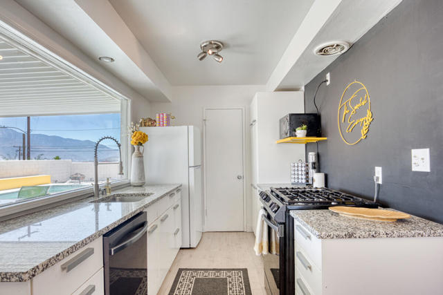MLS #219133092DA image #9