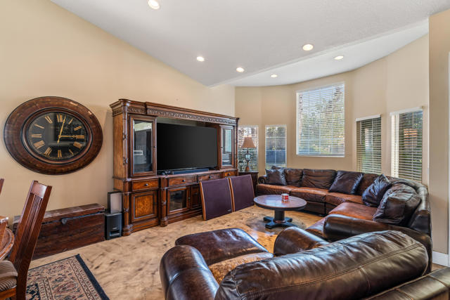 MLS #219134127DA image #4