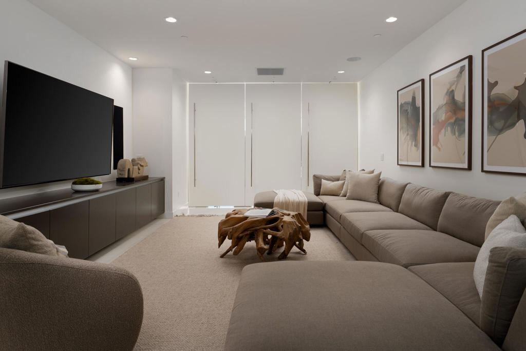 MLS #219135429PS image #16