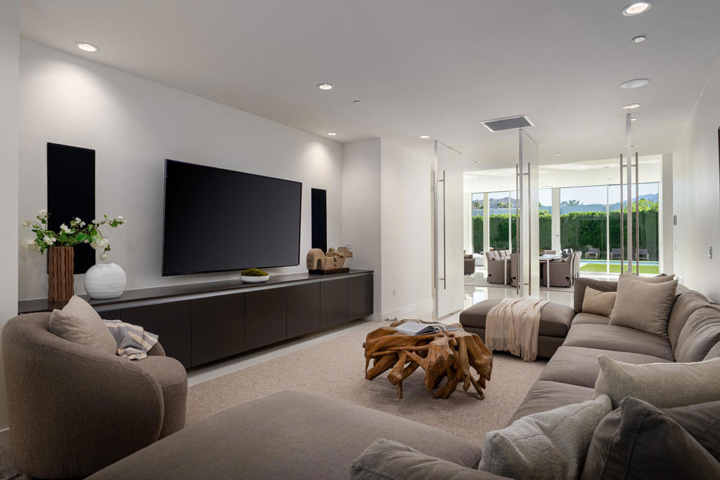 MLS #219135429PS image #17