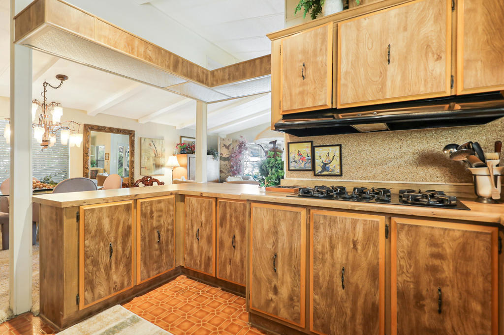 MLS #219135637DA image #12