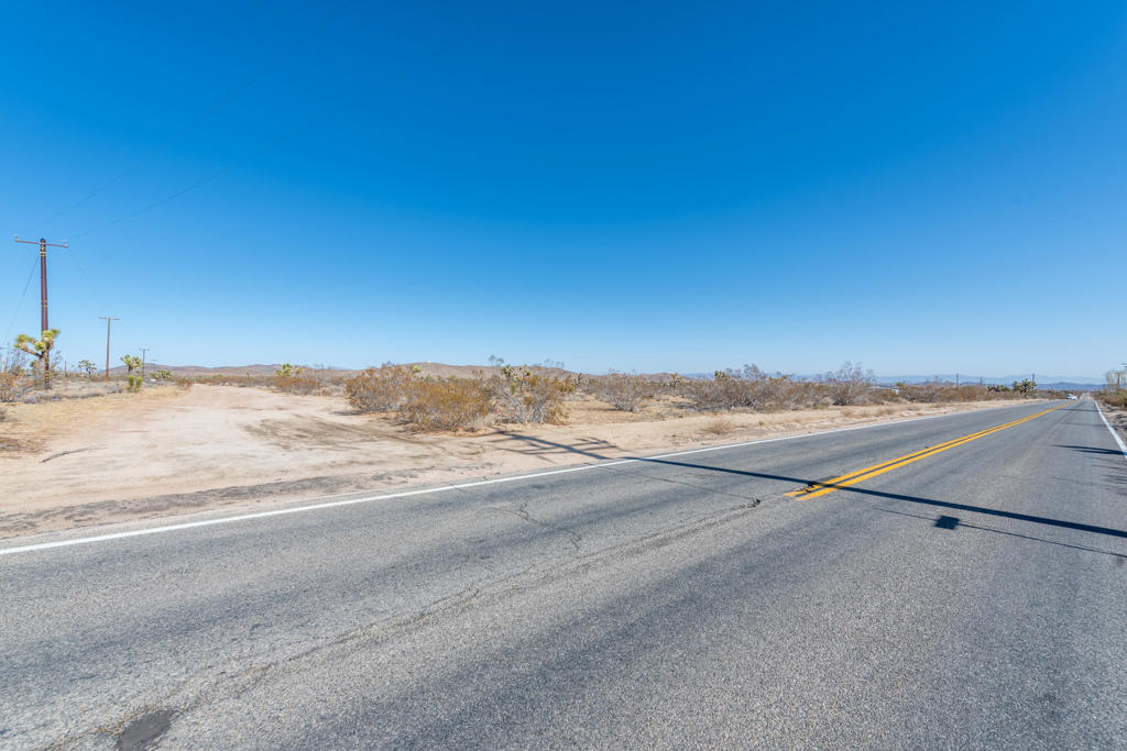 MLS #219136233DA image #9