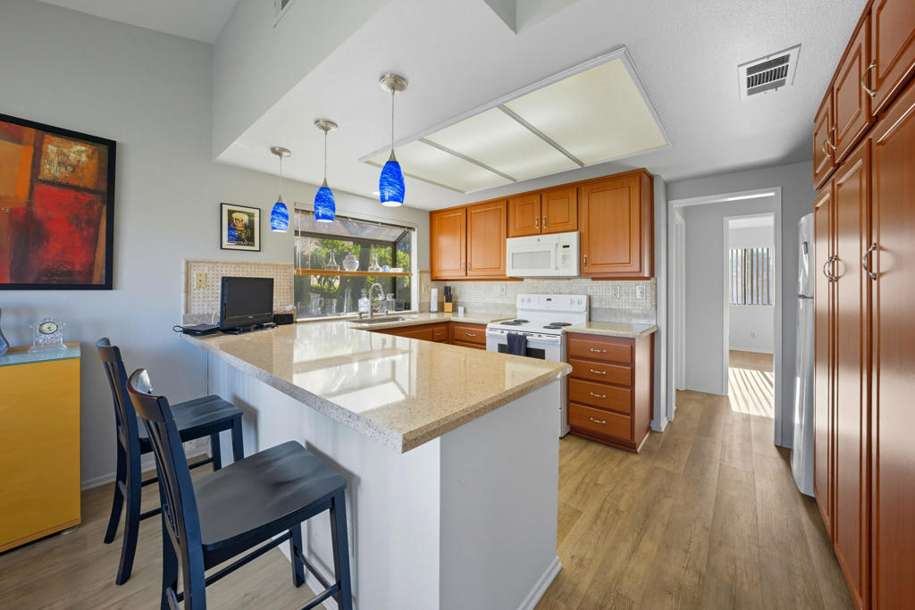 MLS #219136617DA image #10