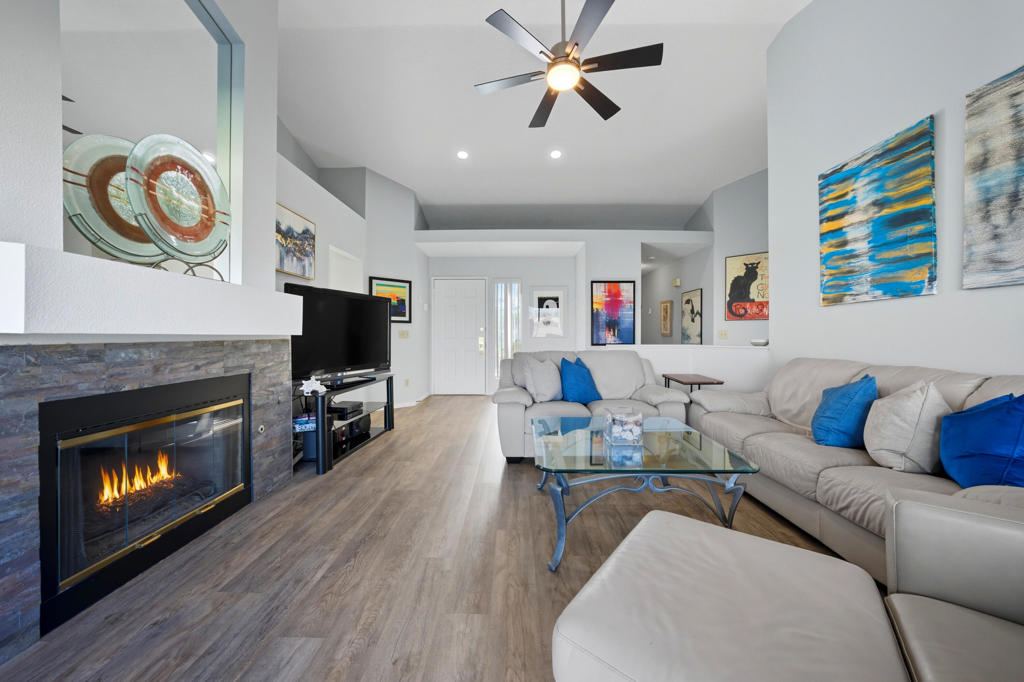 MLS #219136617DA image #5