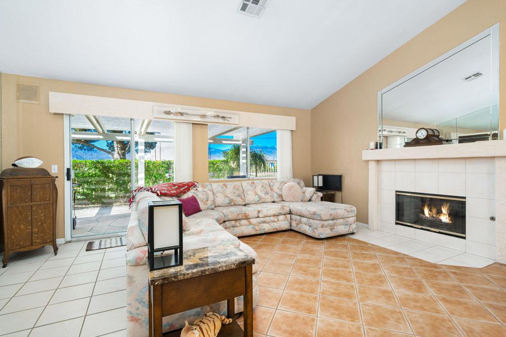 MLS #219137023DA image #9