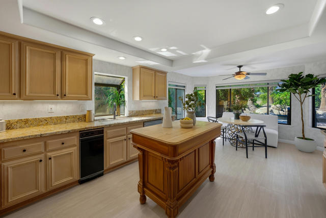 MLS #219137193DA image #11