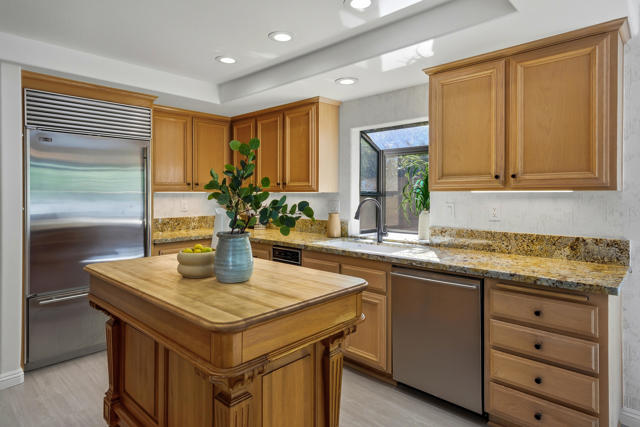 MLS #219137193DA image #12