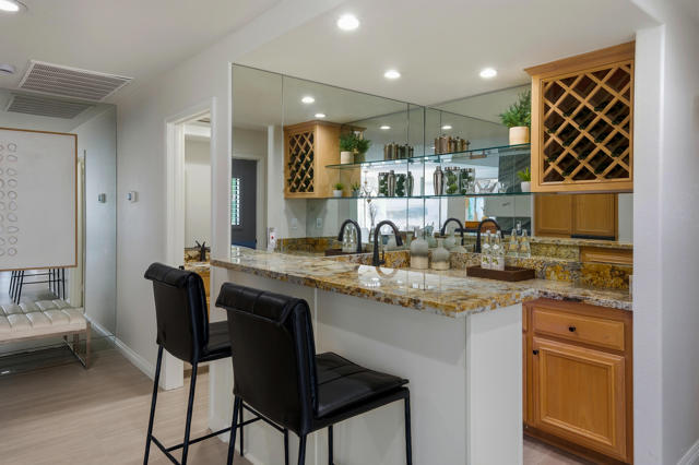 MLS #219137193DA image #8