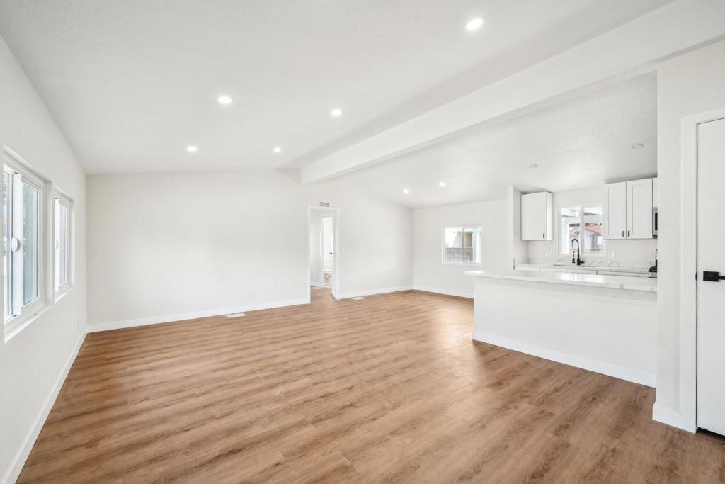 MLS #219138546PS image #10