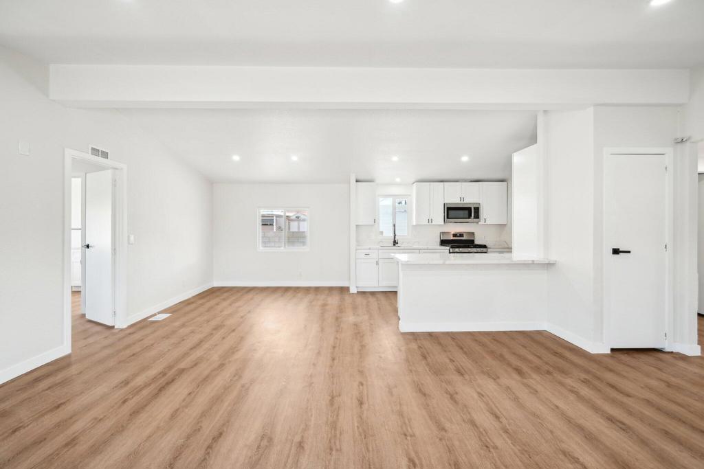 MLS #219138546PS image #11