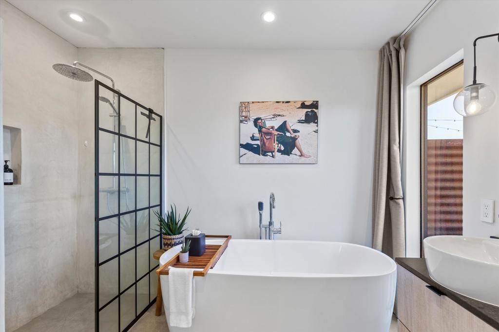 MLS #219138867PS image #22