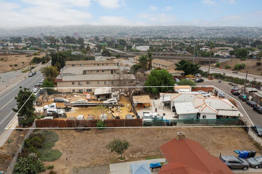 MLS #220025396SD image #1