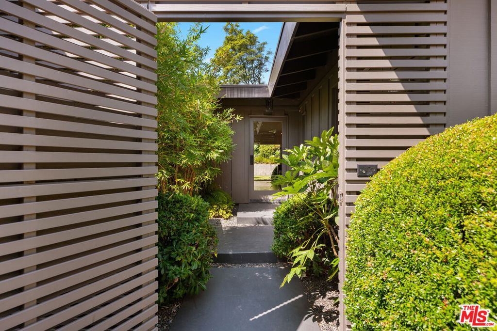 MLS #22145347 image #2