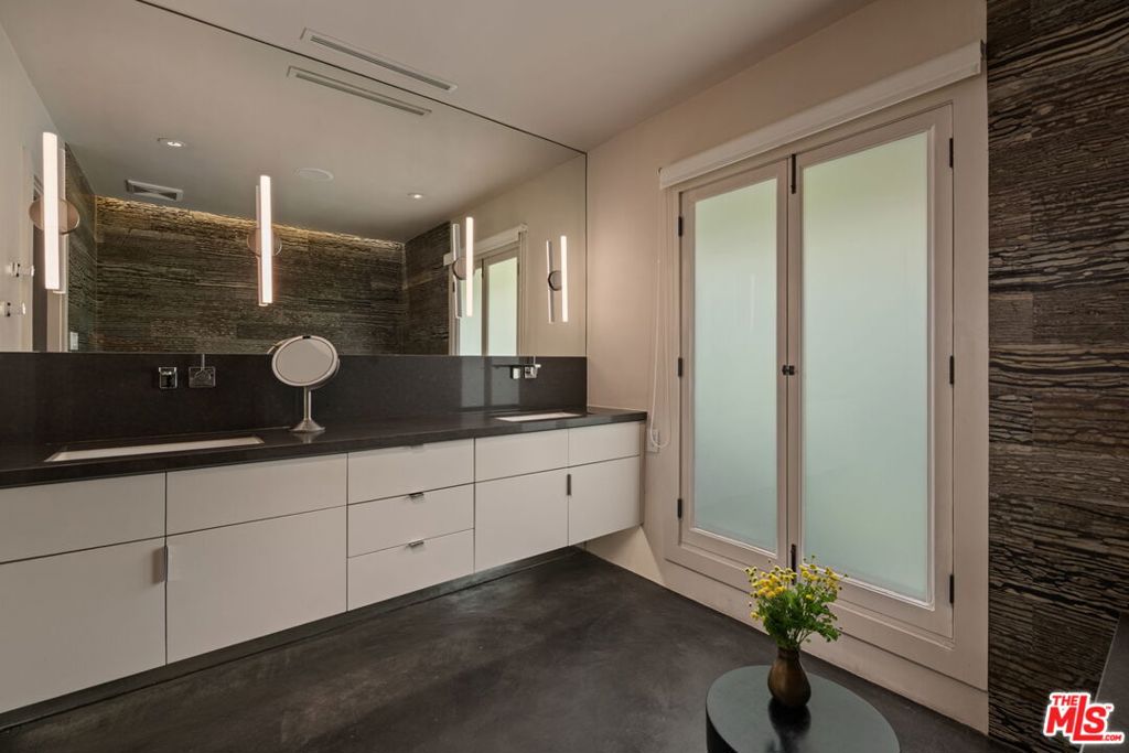 MLS #22145347 image #21