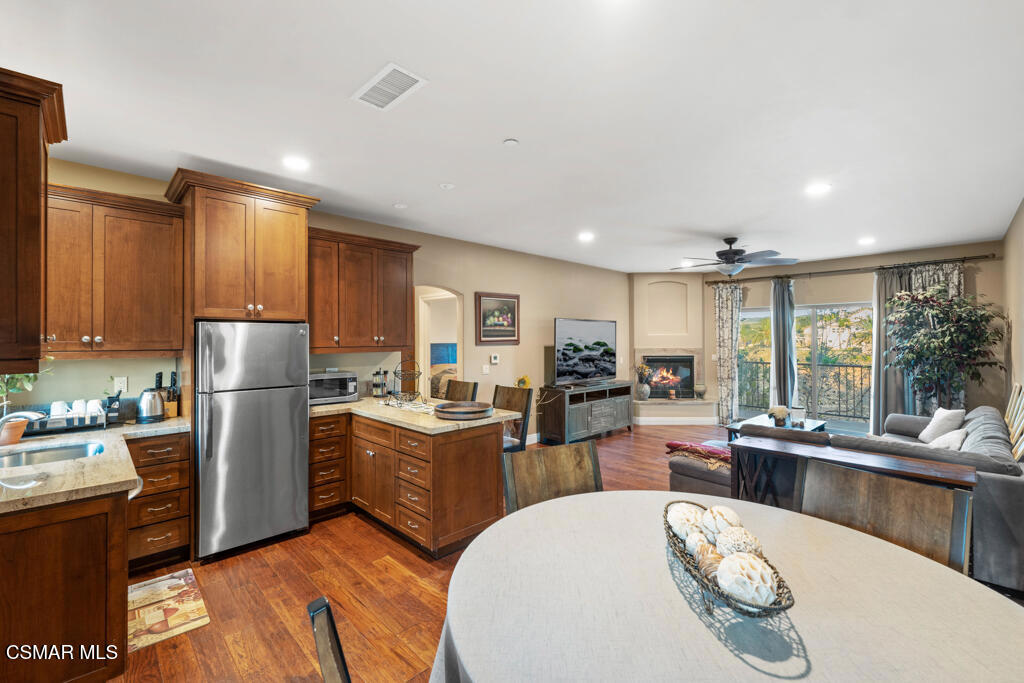 MLS #225000925 image #40