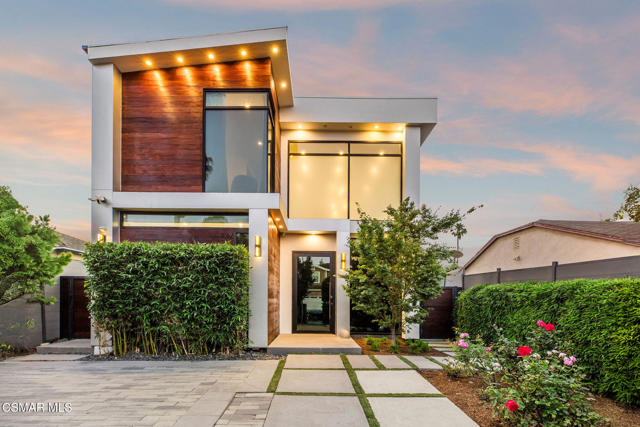 MLS #225003771 image #0