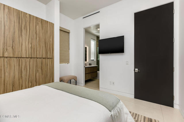 MLS #225003771 image #16