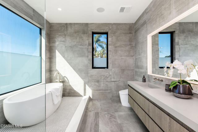 MLS #225003771 image #23