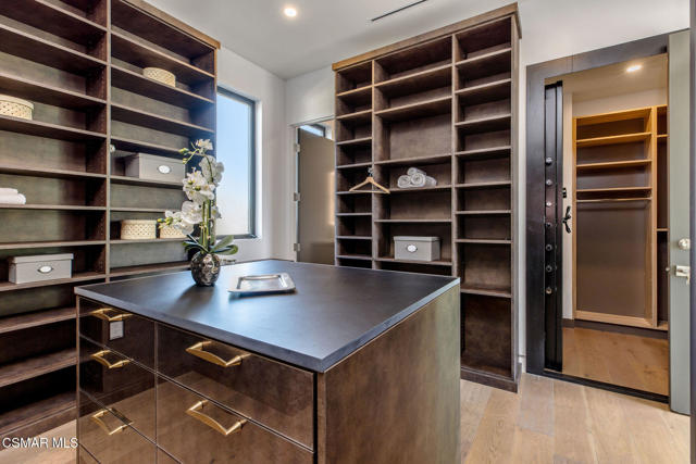 MLS #225003771 image #29