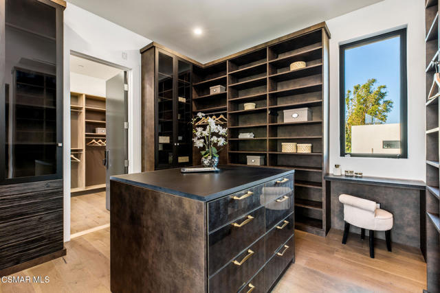 MLS #225003771 image #30