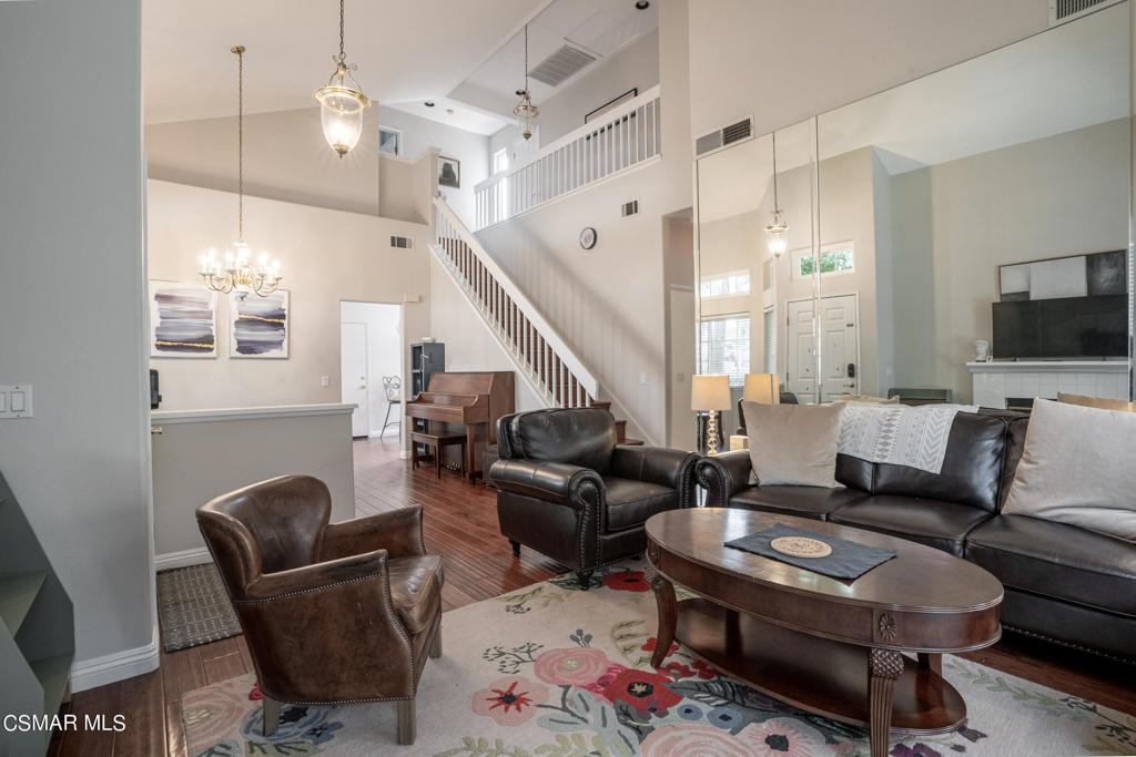 MLS #225004795 image #2