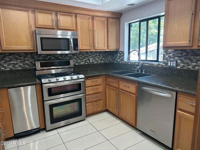 MLS #225005198 image #9