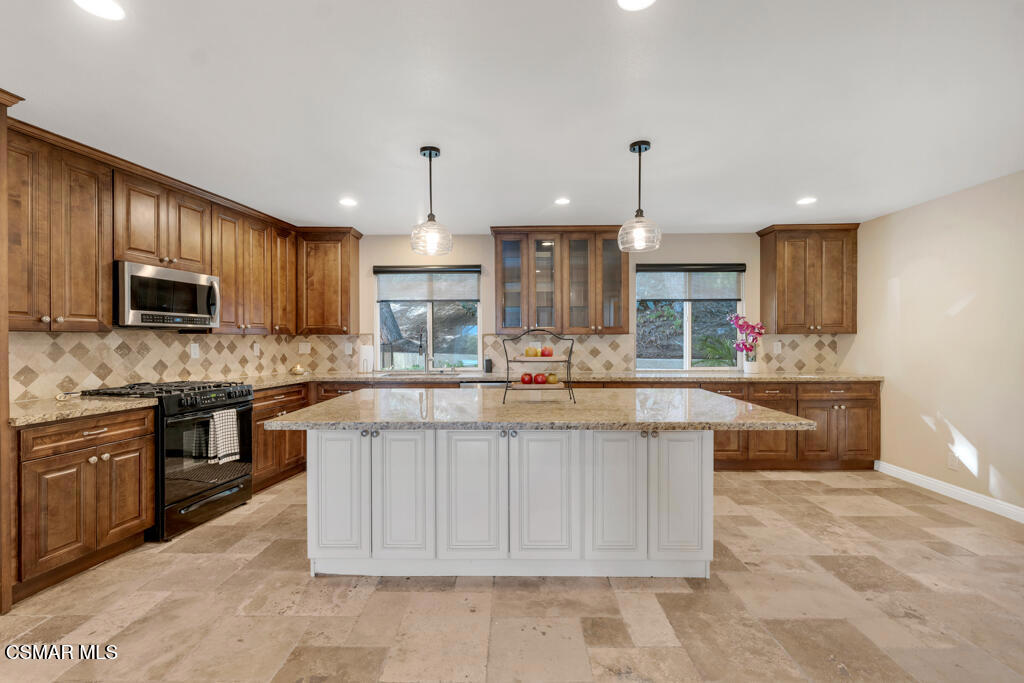 MLS #225005850 image #10