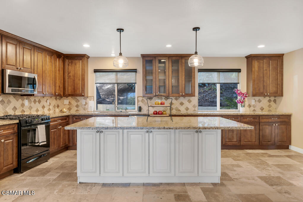 MLS #225005850 image #11