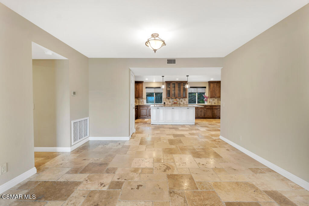 MLS #225005850 image #32