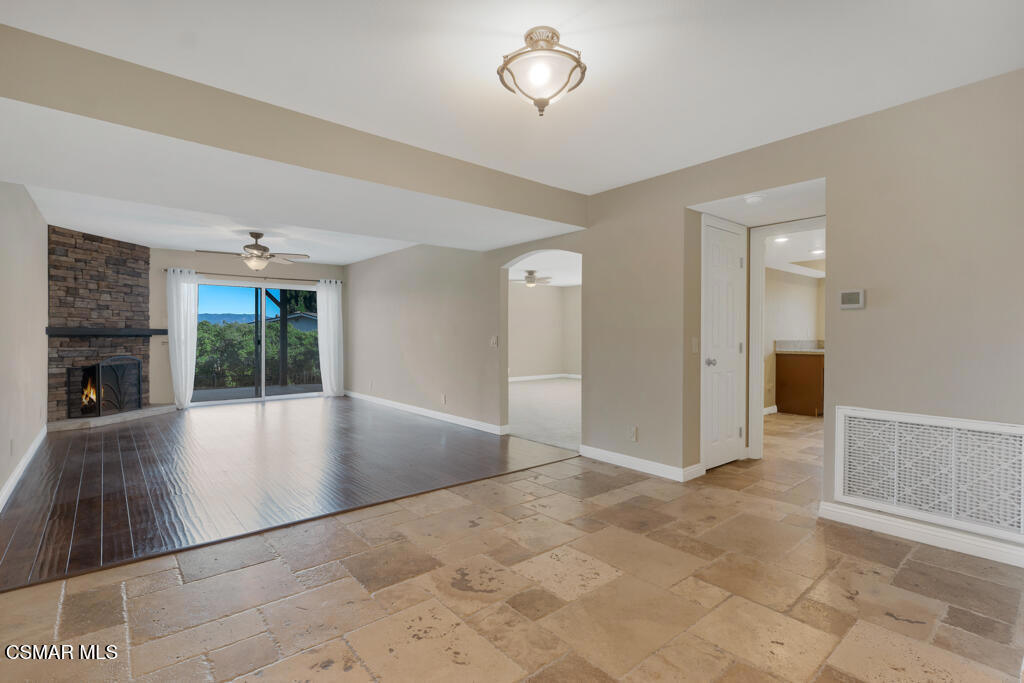 MLS #225005850 image #33