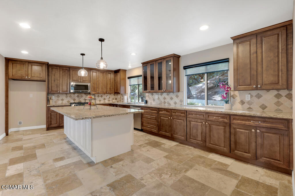 MLS #225005850 image #8