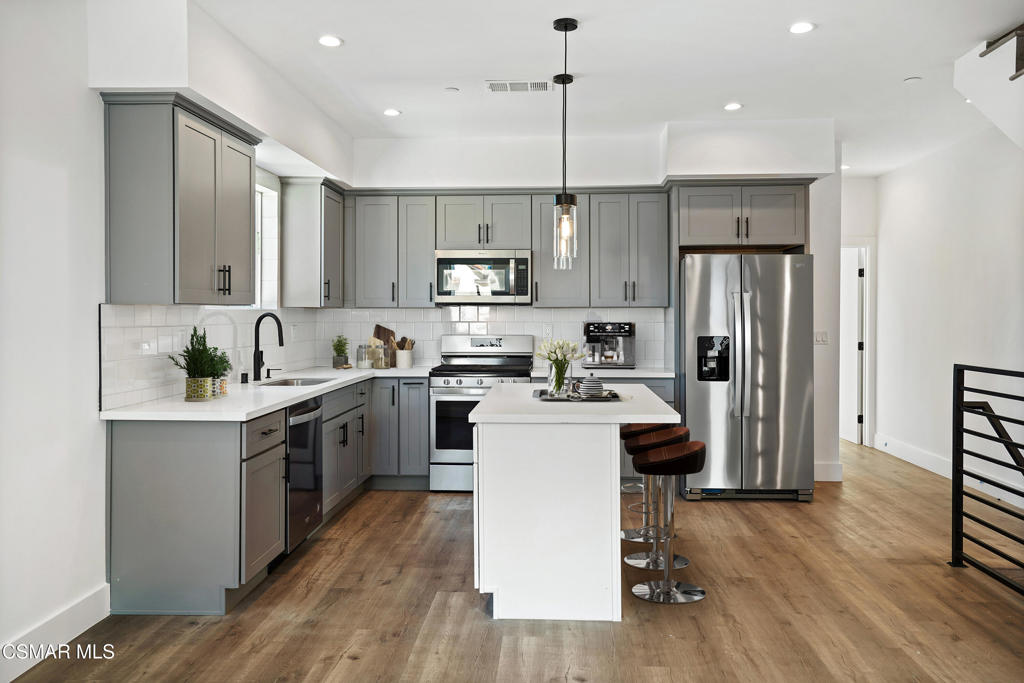 MLS #225005967 image #2