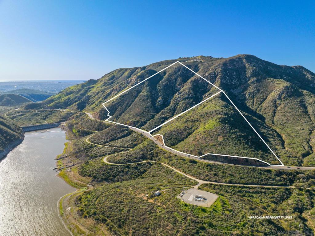 MLS #230002746SD image #7