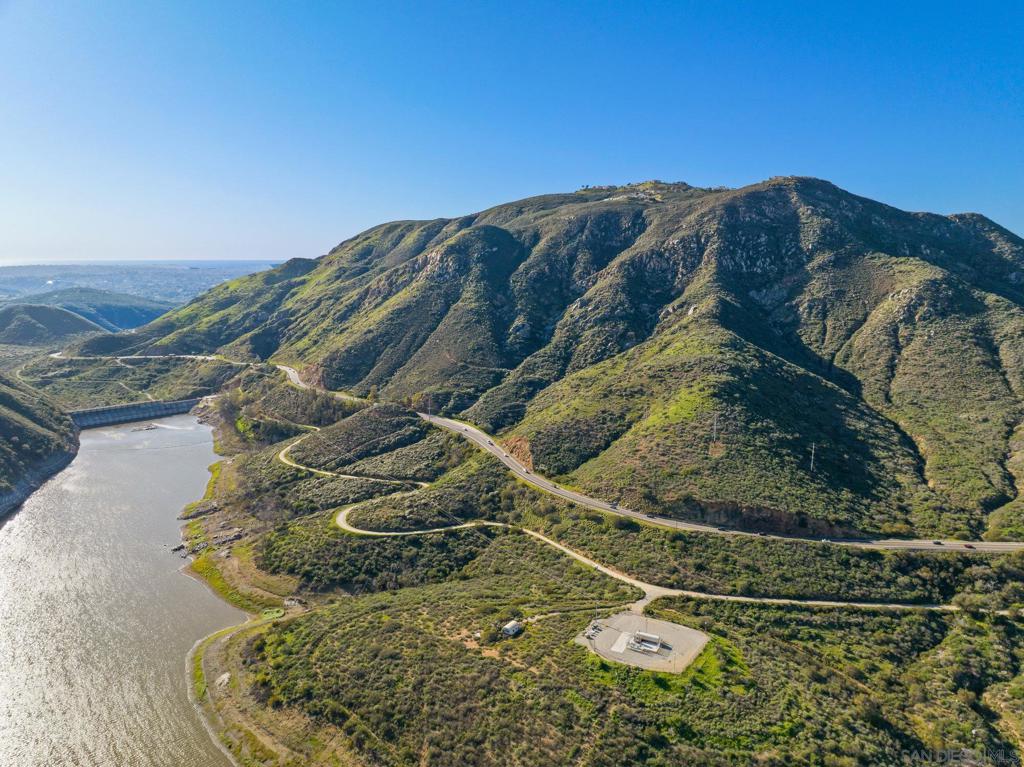 MLS #230002746SD image #8