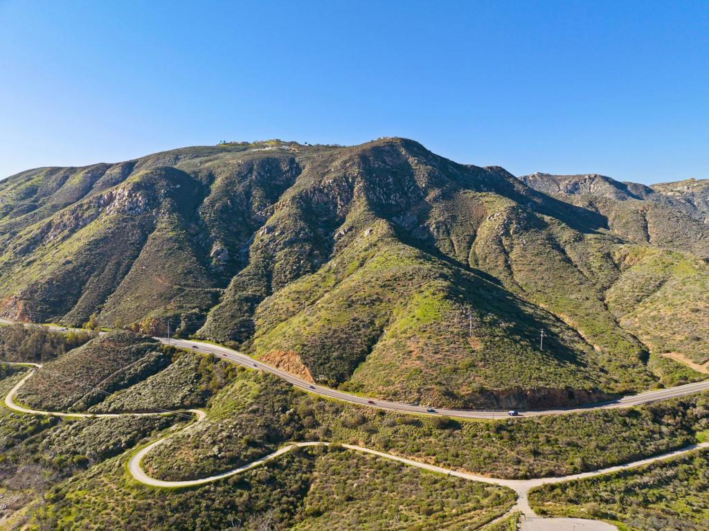 MLS #230002746SD image #9