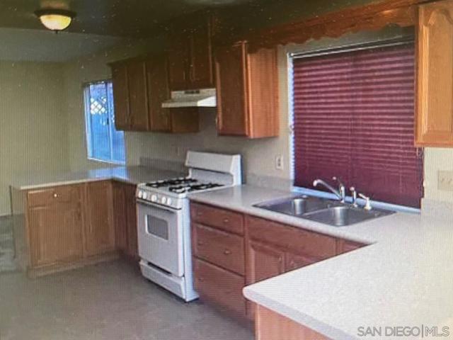 MLS #230017443SD image #2