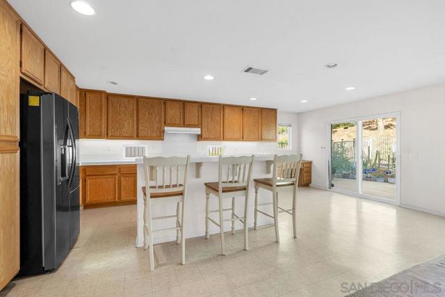 MLS #230024174SD image #16