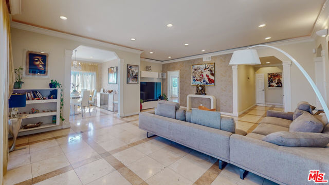 MLS #23324869 image #2