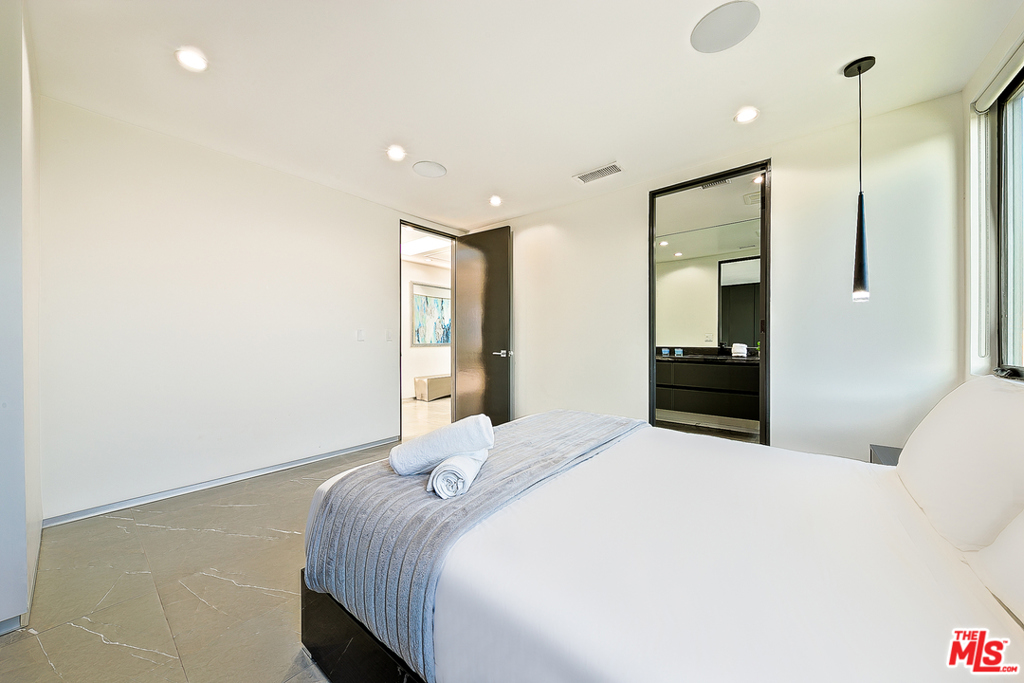 MLS #23336993 image #24