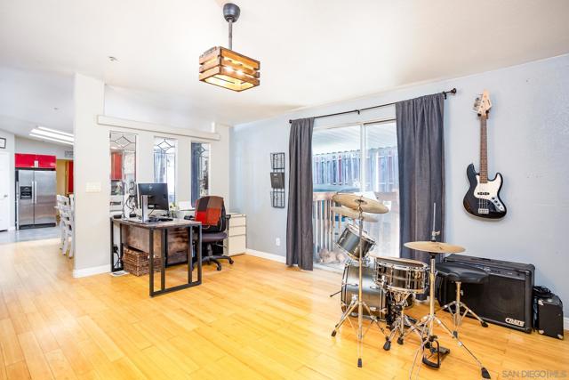 MLS #240007323SD image #11