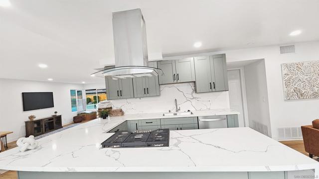 MLS #240021089SD image #9