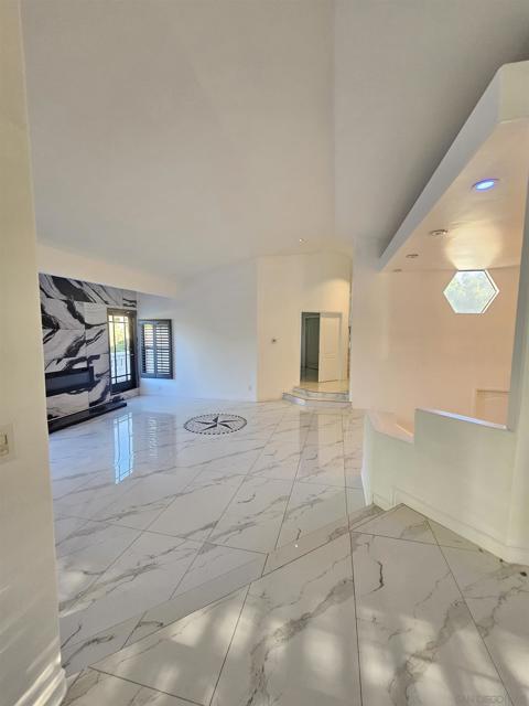 MLS #240028899SD image #4