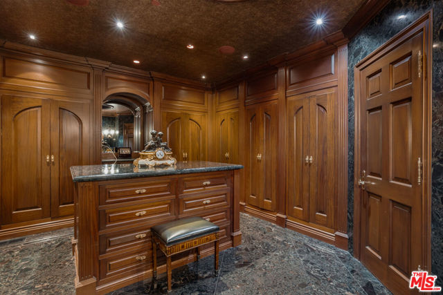 MLS #24356083 image #17