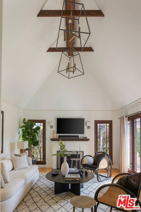 MLS #24379489 image #11