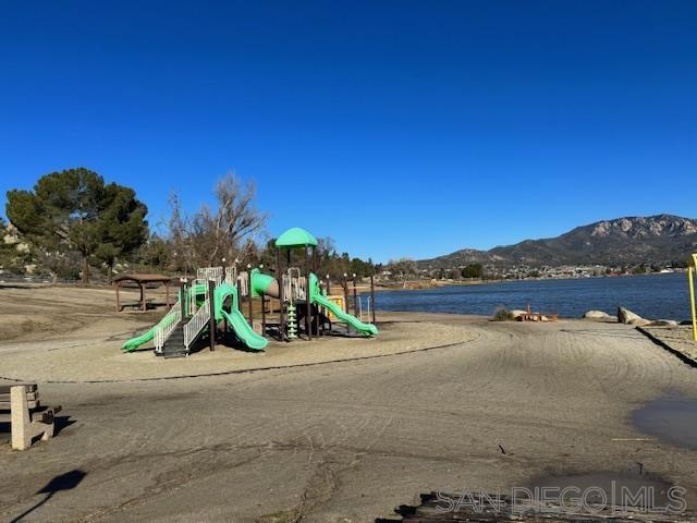 MLS #250000962SD image #18