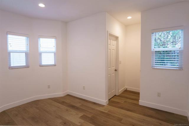MLS #250018206SD image #11