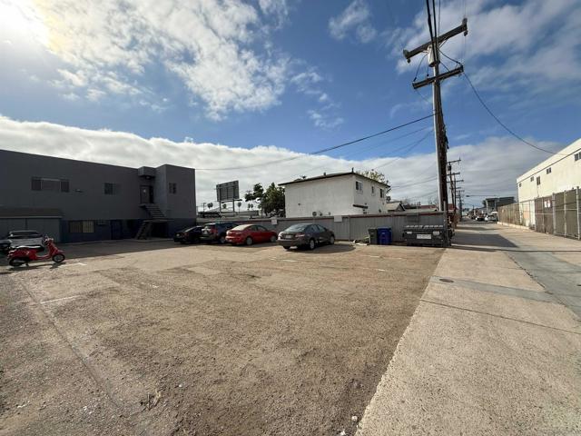 MLS #250018765SD image #11