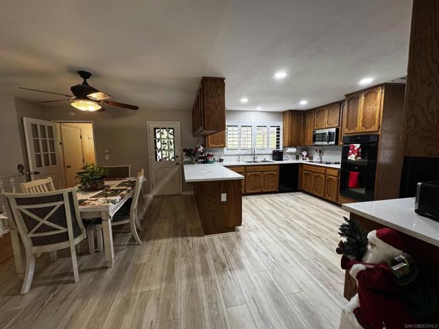 MLS #250019071SD image #24