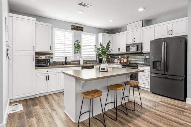 MLS #250021321SD image #1