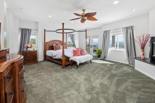 MLS #250021688SD image #21